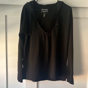 Victoria sport scoop neck sweatshirt
